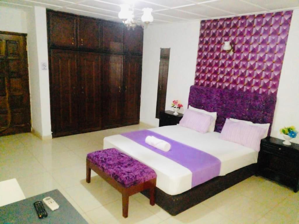 Zunox Guest House Freetown Luaran gambar