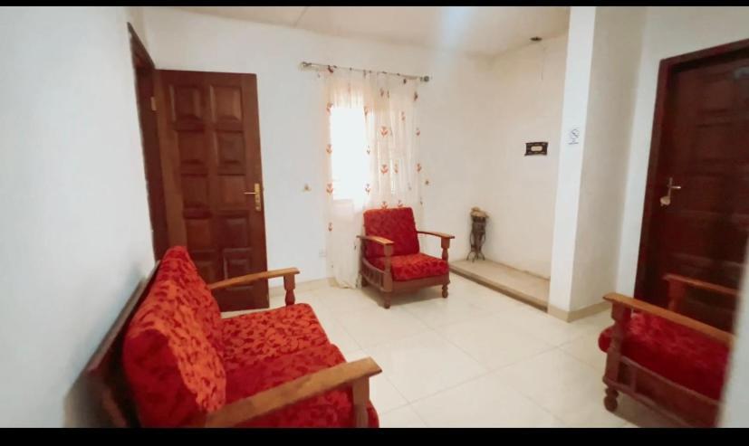 Zunox Guest House Freetown Luaran gambar