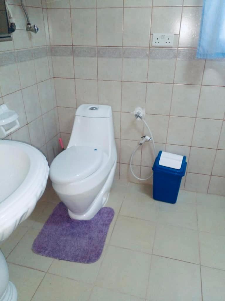 Zunox Guest House Freetown Luaran gambar