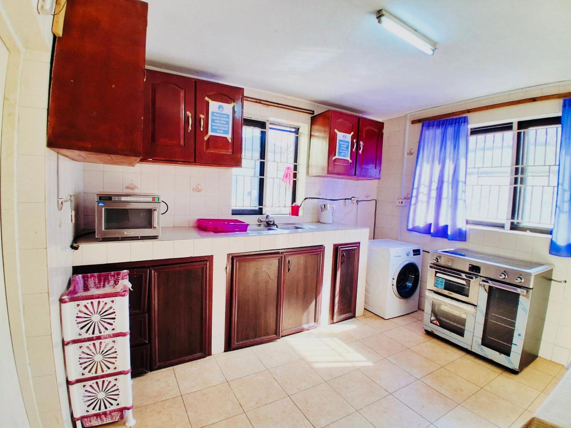 Zunox Guest House Freetown Luaran gambar
