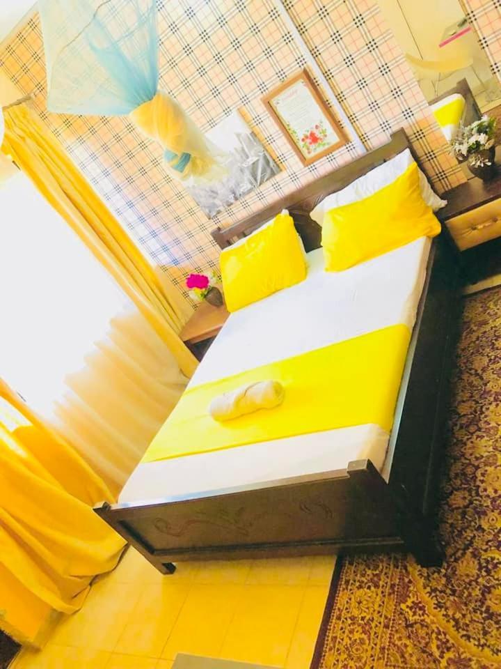 Zunox Guest House Freetown Luaran gambar