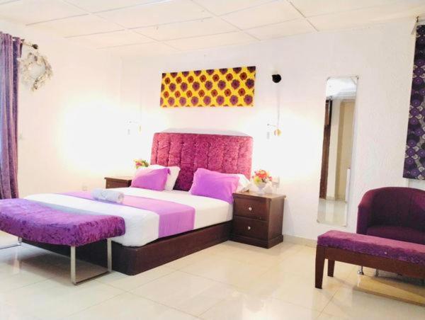 Zunox Guest House Freetown Luaran gambar